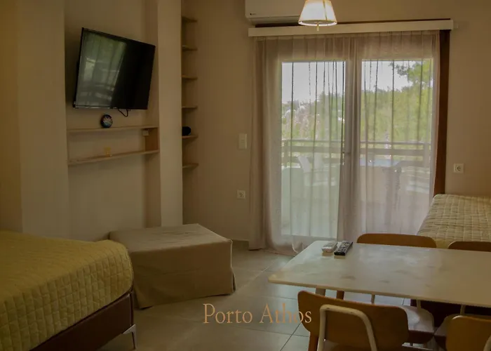 Porto Athos 1345 Nea Roda